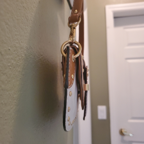 Michael Kors Uptown Astor Wristlet - Picture 3 of 14